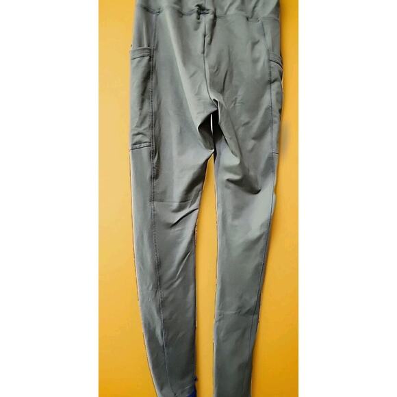 One World Green Leggings Womans Size XS NEW NWT Inseem 26 Excellent A126 Comfy - Picture 4 of 6